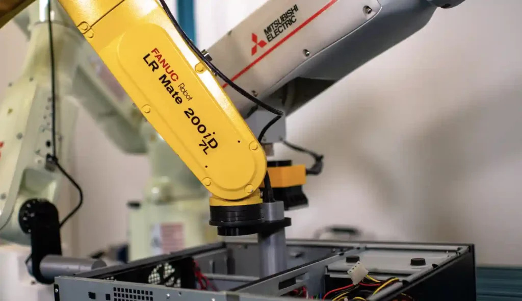 Robot Manufacturer Agnostic Fastening and Inspection Cell